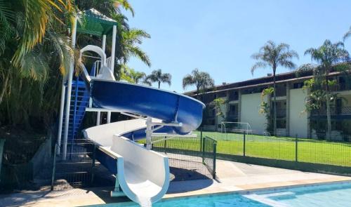 Z0901 – Toboágua Aberto 18m Linear - Reforfibra